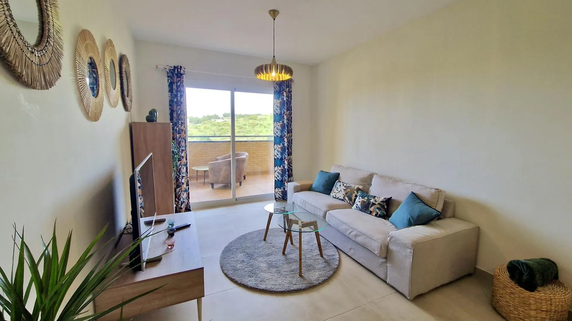 Sr Colinas Del Faro 2 Bdr In Mijas Costa Apartman