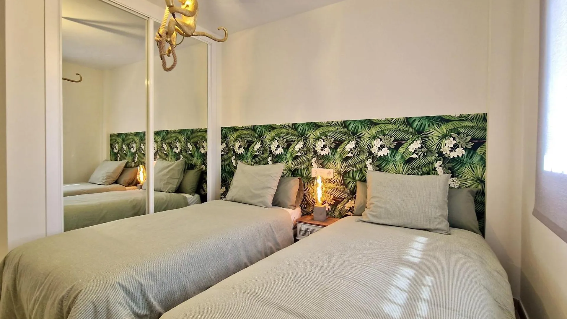 Sr Colinas Del Faro 2 Bdr In Mijas Costa Apartman