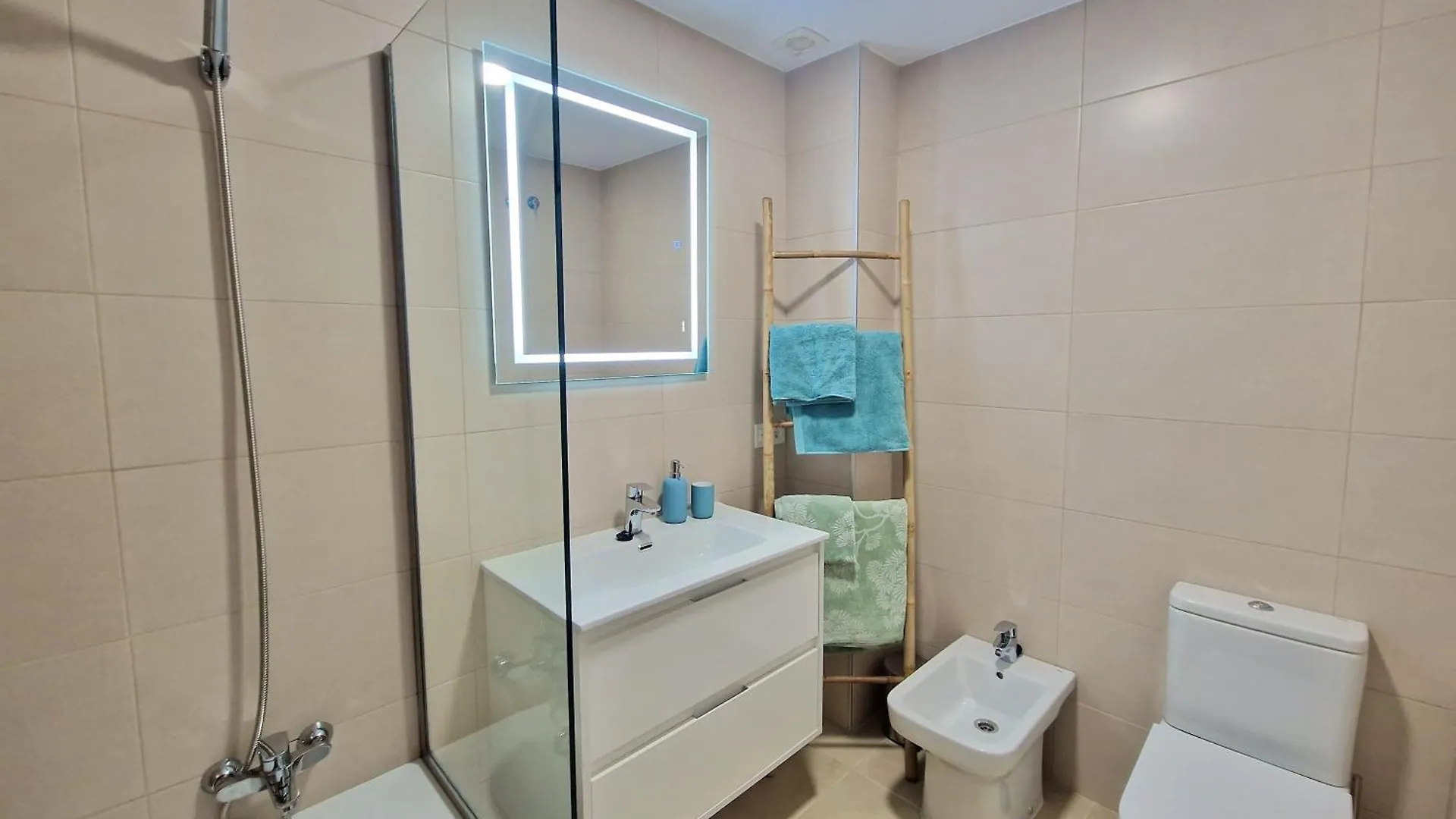 Sr Colinas Del Faro 2 Bdr In Mijas Costa Apartman Spanyolország