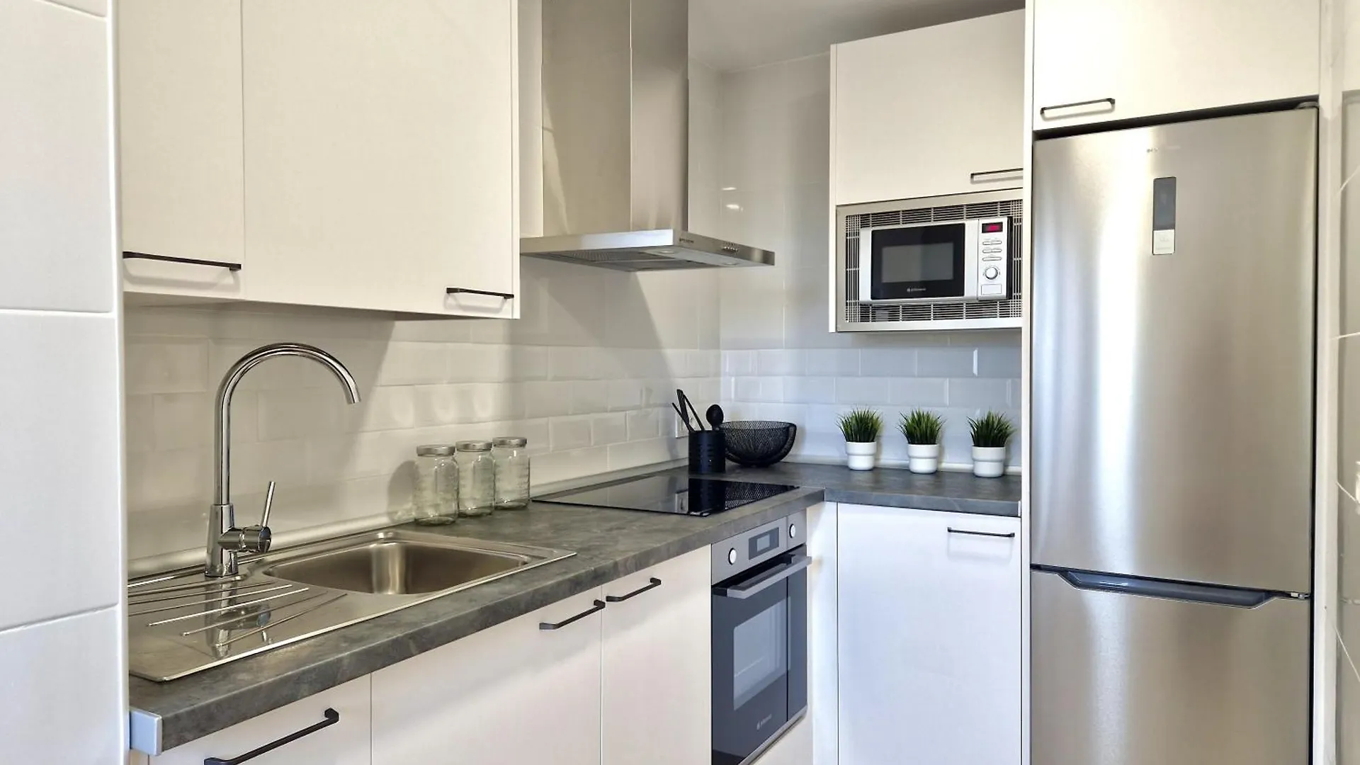 Sr Colinas Del Faro 2 Bdr In Mijas Costa Apartman